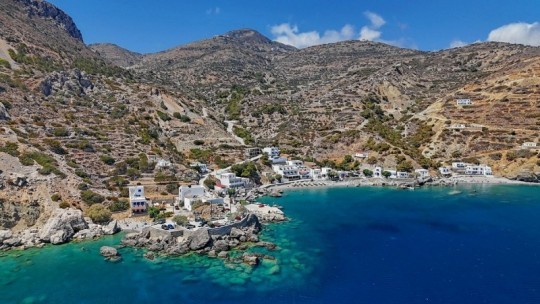 HAPPY_TRAVELLER_ΚΑΡΠΑΘΟΣ_2_(1).jpg