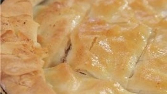 VASILOPITA_KREATOPITA.jpg