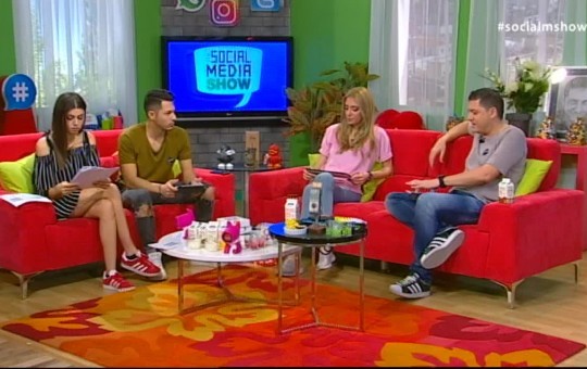 	Social Media Show Δ' εκπ.9