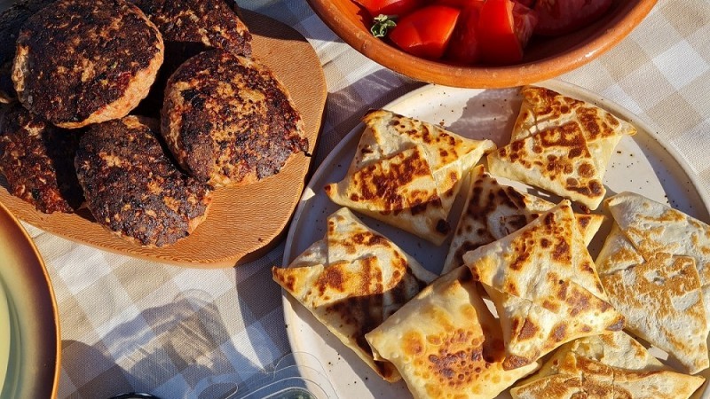 BBQ STORIES - Γράφονται στην Κρήτη την Κυριακή 31 Ιουλίου στις 16.00