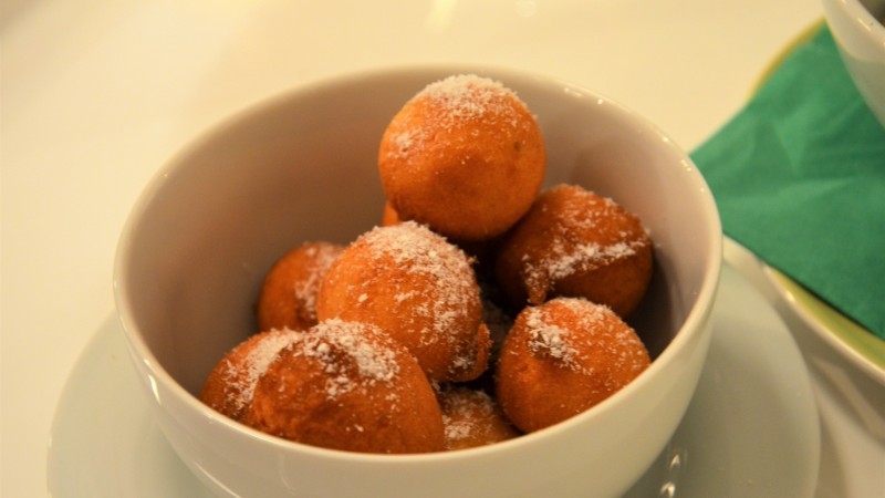 BEIGNET SOUFLE (CAMEROON) εκ.15