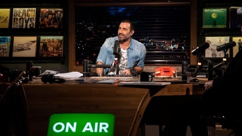 Ο Γιώργος Νταλάρας unplugged στο «Βινύλιο»